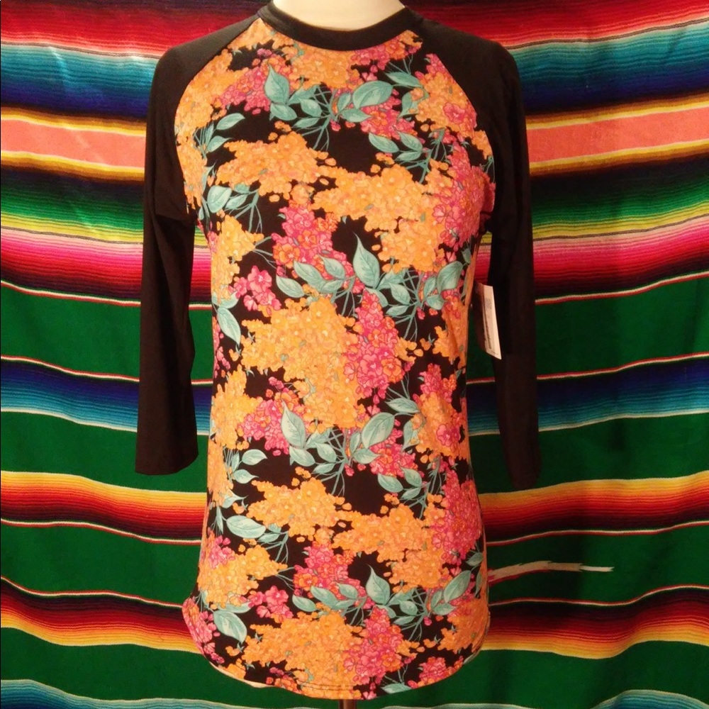 LuLaRoe, Randy, baseball T. Size XS. NWT